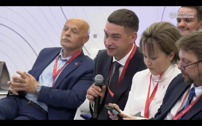 ПМЭФ 2025: ИИ — будущее сегодня. Умка ИИ о микроагентах для бизнеса | Умка ИИ